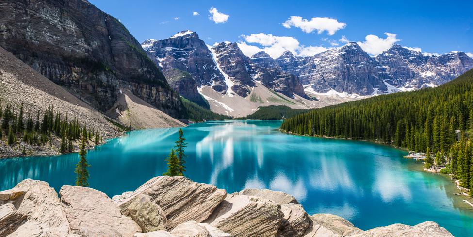 Turquoise mountain lake surrounded by the Canadian Rockies in Banff National Park